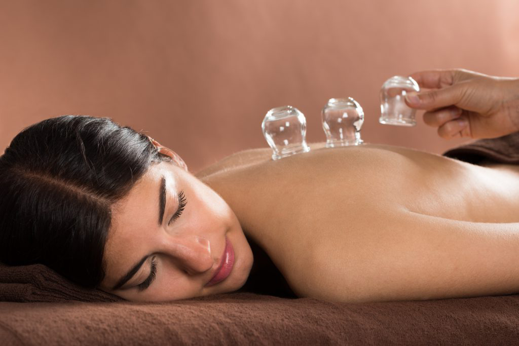 Massage Tonics Athlete Cupping Woman 1024x683